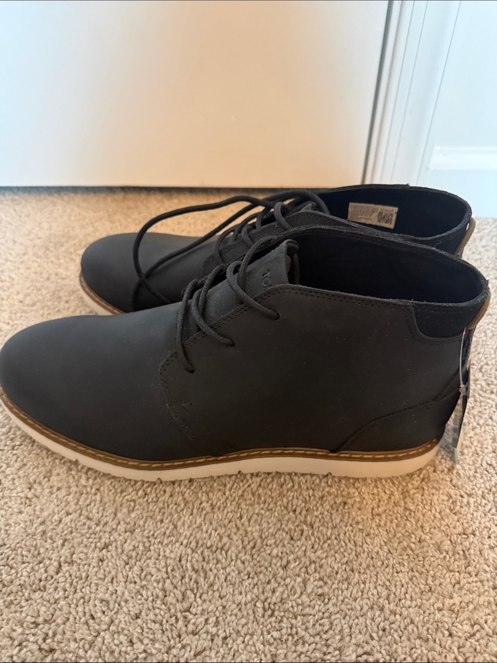 Toms Men's Black Lace-Up Navi leather boots